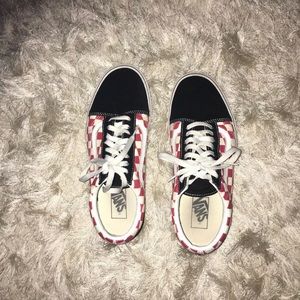 Vans customs 8.5 men 10 women